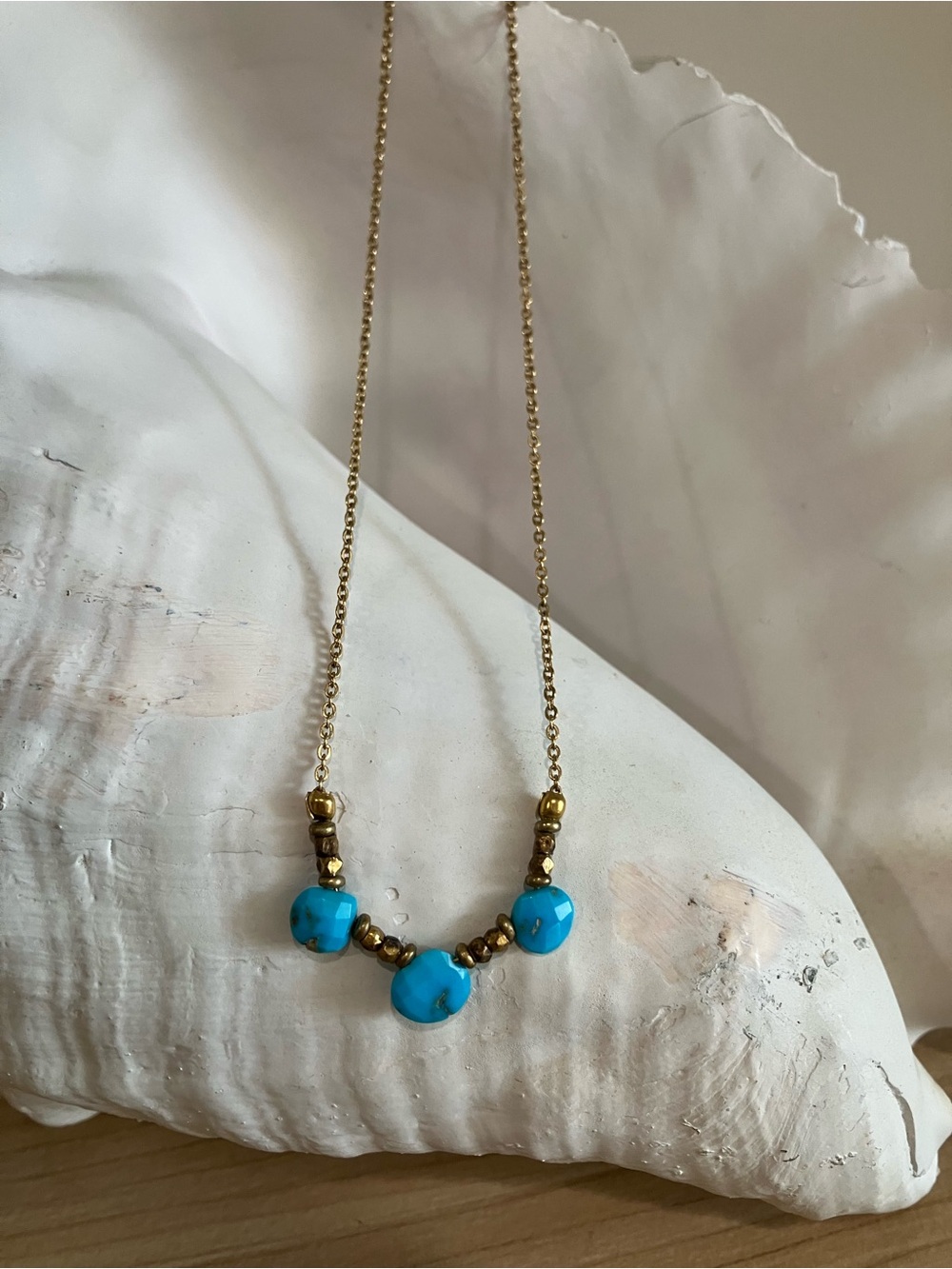 Turquoise Beaded Adjustable Gold Plated Necklace (18”)